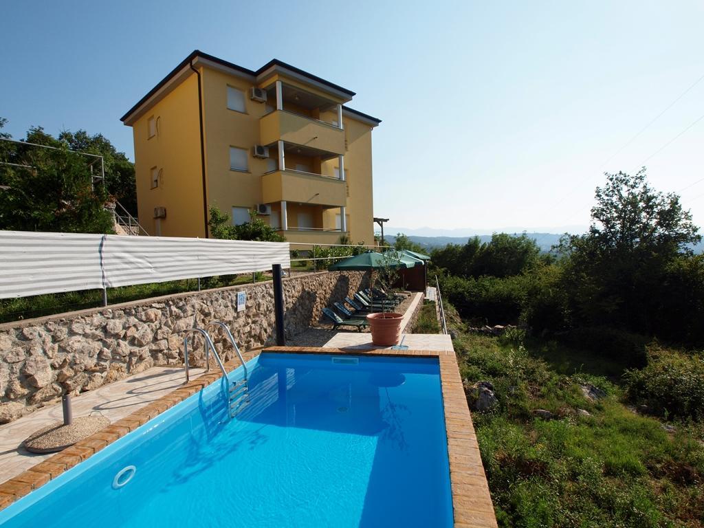 מטולי Apartments Jakov מראה חיצוני תמונה