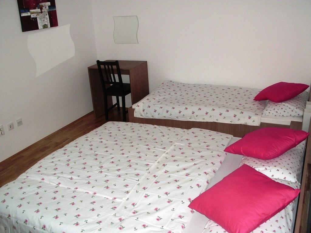 מטולי Apartments Jakov מראה חיצוני תמונה