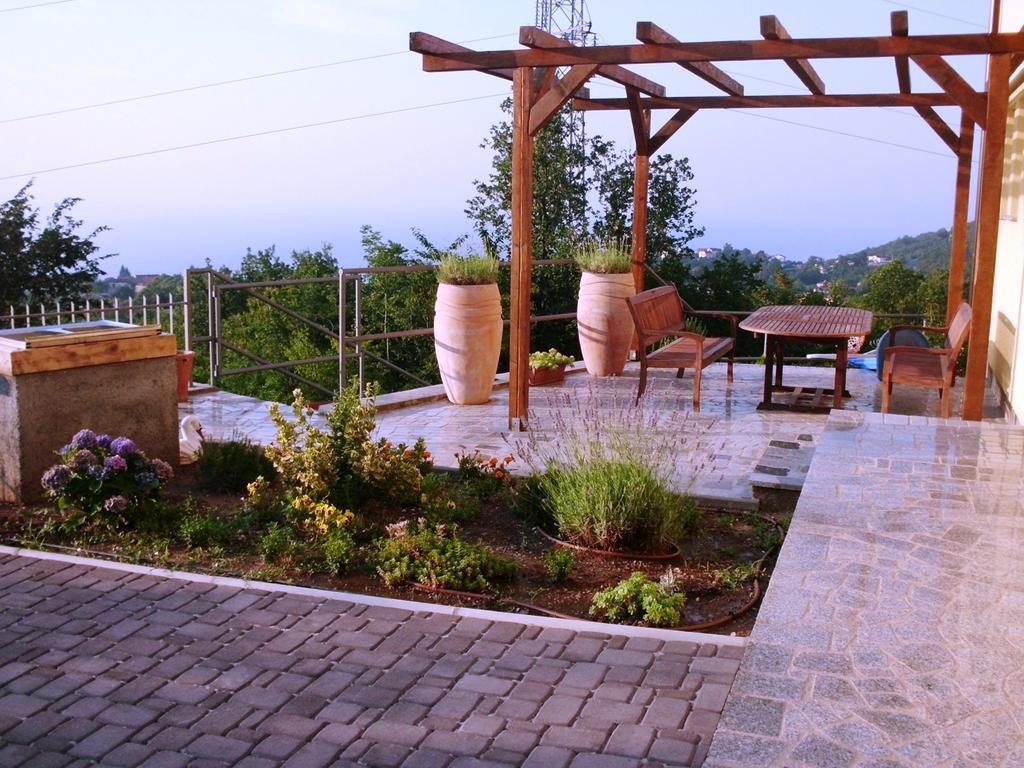 מטולי Apartments Jakov מראה חיצוני תמונה